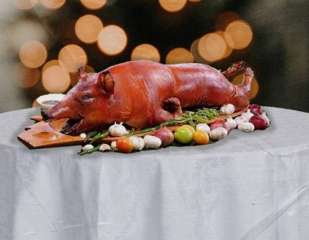 Roast pig food with vegetables