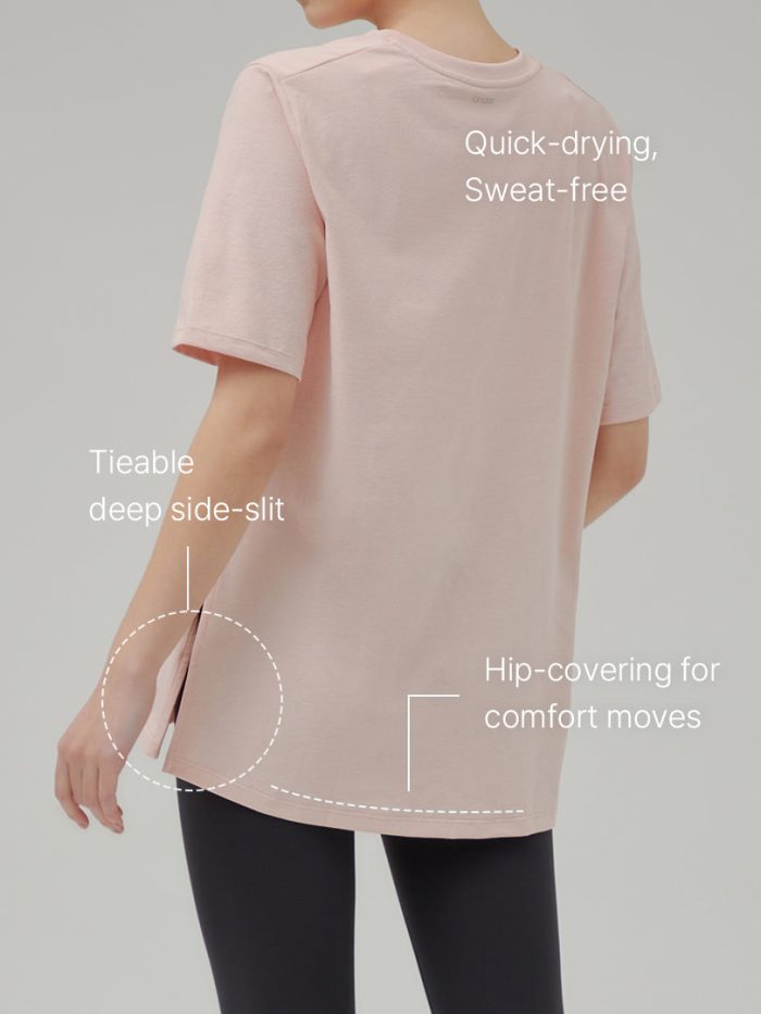 Pink shirt with details